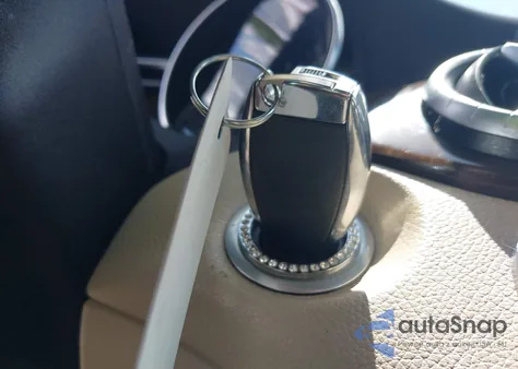 2014 Mercedes-Benz Cla 250 z USA, uszkodzony, nr VIN WDDSJ4EBXEN056518